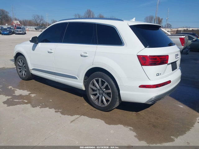 WA1LAAF77JD016110 Audi Q7 3.0t Premium