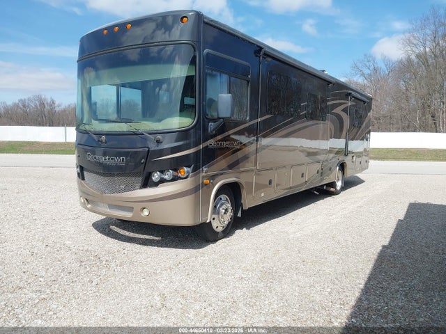 Ford F53 2015 1F66F5DY7F0A09635 Image 2