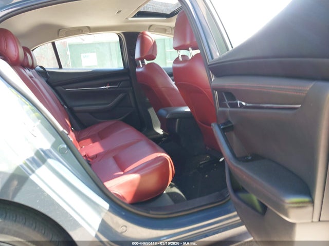 44650418 :رقم المزاد ، 3MZBPBCM6PM359274 vin ، 2023 Mazda Mazda3 2.5 S Carbon Edition مزاد بيع