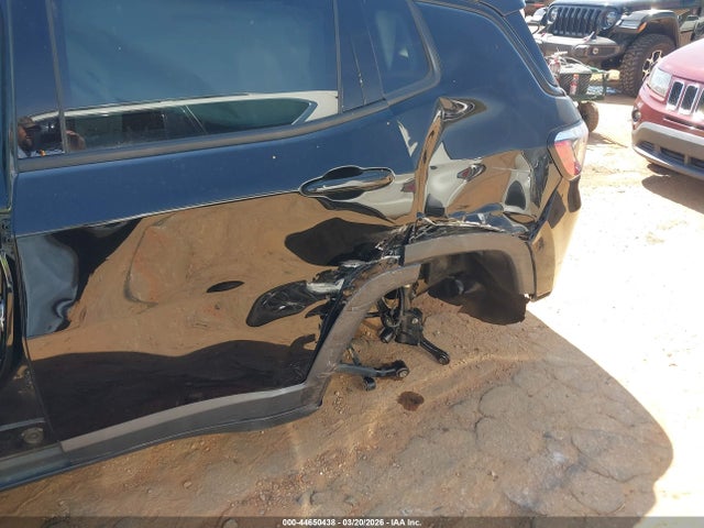2019 Jeep Compass Altitude Fwd მანქანა იყიდება აუქციონზე, vin: 3C4NJCBB4KT789102, აუქციონის ნომერი: 44650438