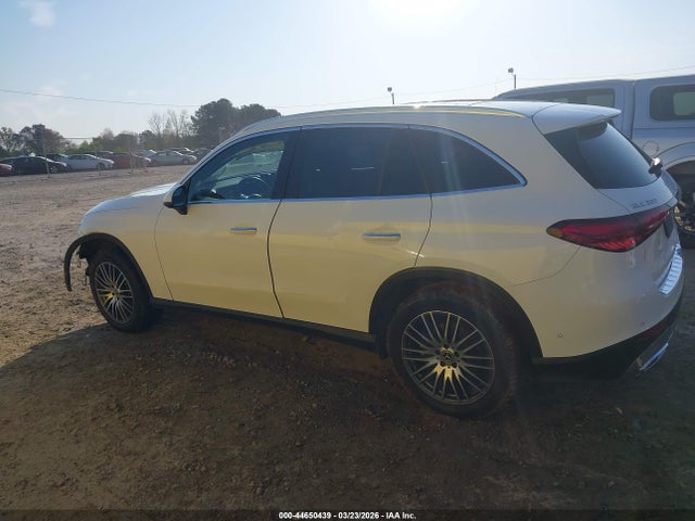 44650439 :رقم المزاد ، W1NKM4GB7PF025859 vin ، 2023 Mercedes-benz Glc 300 Suv مزاد بيع