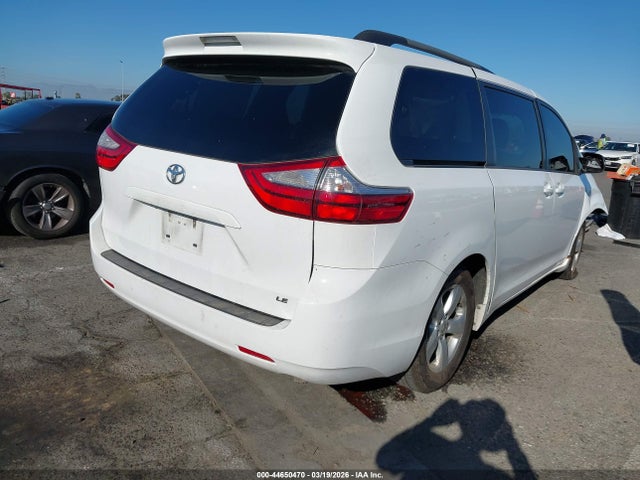 5TDKZ3DC9HS799855 Toyota Sienna Le 8 Passenger