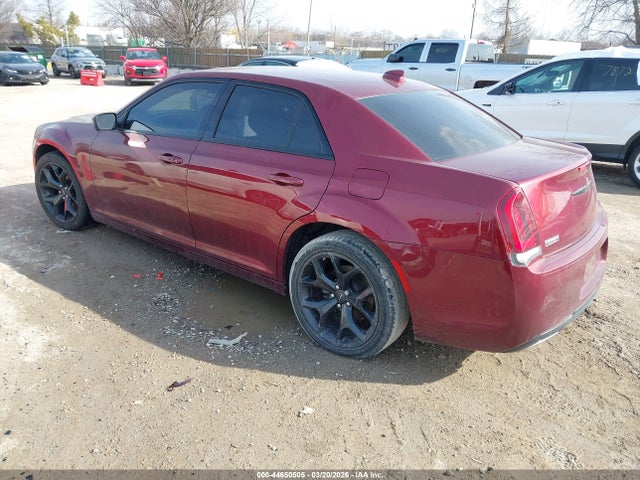 2022 Chrysler 300 Touring მანქანა იყიდება აუქციონზე, vin: 2C3CCAAG6NH181571, აუქციონის ნომერი: 44650505