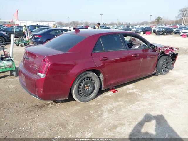 2022 Chrysler 300 Touring მანქანა იყიდება აუქციონზე, vin: 2C3CCAAG6NH181571, აუქციონის ნომერი: 44650505