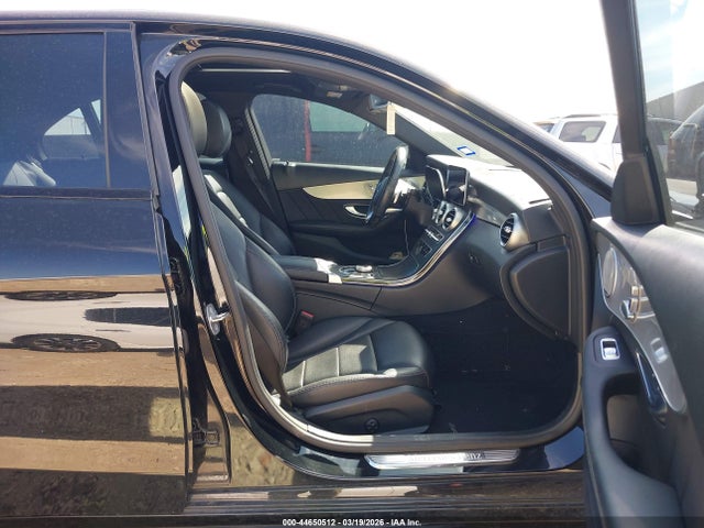 Продажа на аукционе авто 2019 Mercedes-benz C 300, vin: 55SWF8DB2KU310415, номер лота: 44650512