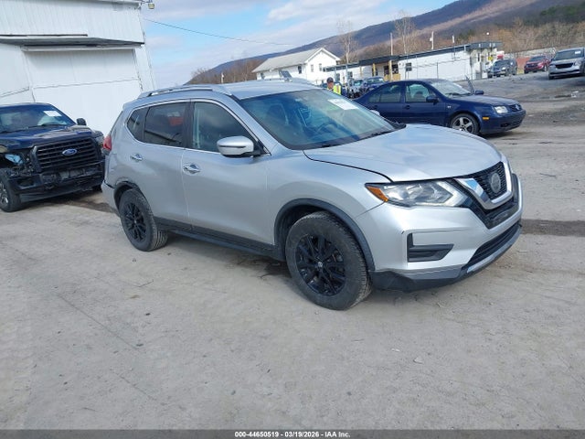 2018 NISSAN ROGUE KNMAT2MV1JP514753