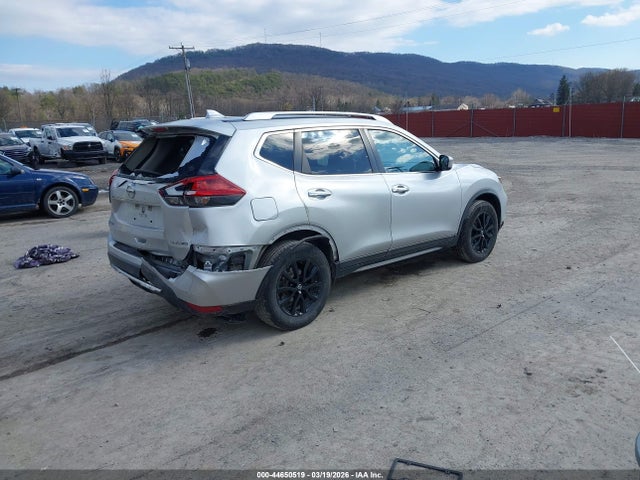 2018 NISSAN ROGUE KNMAT2MV1JP514753 Photo 3