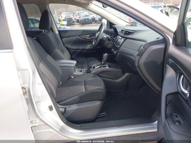 2018 NISSAN ROGUE KNMAT2MV1JP514753 Photo 4