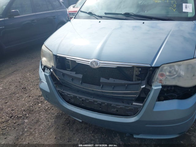 2010 CHRYSLER TOWN & COUNTRY 2A4RR4DE9AR346950 Photo 5