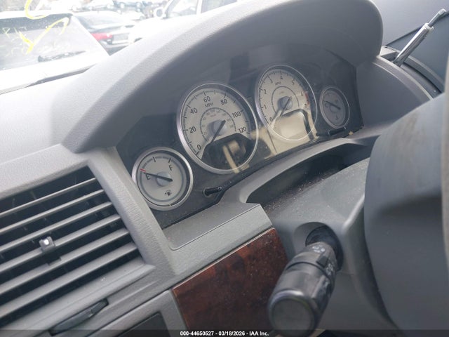 2010 CHRYSLER TOWN & COUNTRY 2A4RR4DE9AR346950 Photo 6
