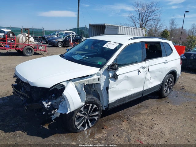 Продажа на аукционе авто 2023 Volkswagen Tiguan 2.0t S, vin: 3VVRB7AX1PM052638, номер лота: 44650545