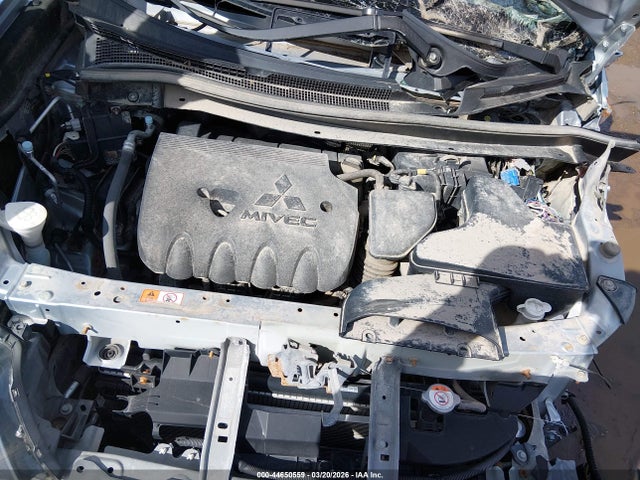 2017 MITSUBISHI OUTLANDER JA4AZ2A32HZ041908 Photo 9