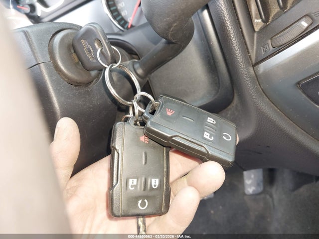 44650563 :رقم المزاد ، 3GCUKREC0HG123582 vin ، 2017 Chevrolet Silverado 1500 2lt مزاد بيع