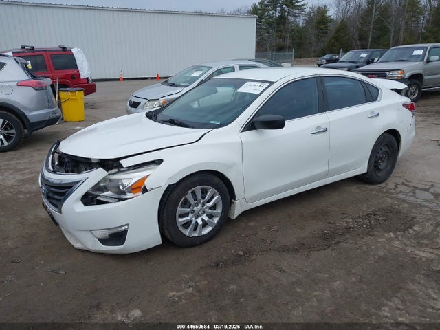 1N4AL3AP5FN388062 Nissan Altima 2.5 S