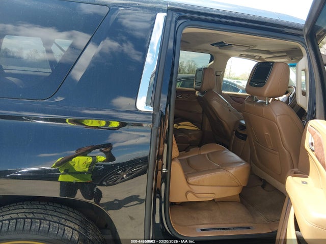 Aukcja sprzedaży 2015 Cadillac Escalade Esv Platinum, vin: 1GYS4UKJ4FR634131, numer aukcji: 44650602