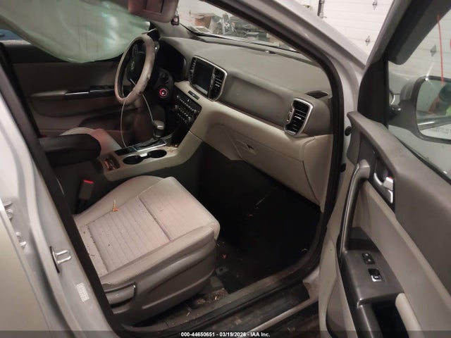 2019 KIA SPORTAGE KNDPMCAC0K7515619 Photo 4