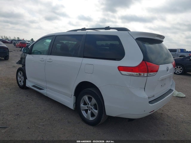 Продаж на аукціоні авто 2013 Toyota Sienna Le V6 8 Passenger, vin: 5TDKK3DC3DS307528, номер лоту: 44650655