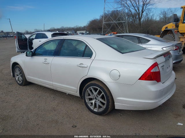 2010 FORD FUSION 3FAHP0JG7AR197492 Photo 2