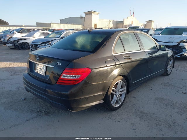 Aukcja sprzedaży 2013 Mercedes-benz C 250 Sport, vin: WDDGF4HB1DR251854, numer aukcji: 44650696