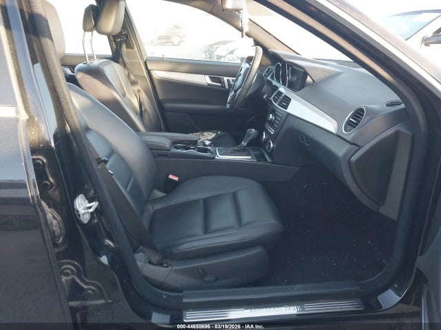 Aukcja sprzedaży 2013 Mercedes-benz C 250 Sport, vin: WDDGF4HB1DR251854, numer aukcji: 44650696