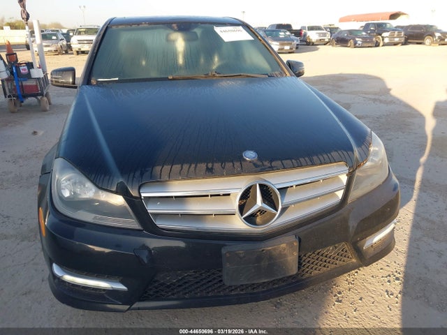 Aukcja sprzedaży 2013 Mercedes-benz C 250 Sport, vin: WDDGF4HB1DR251854, numer aukcji: 44650696