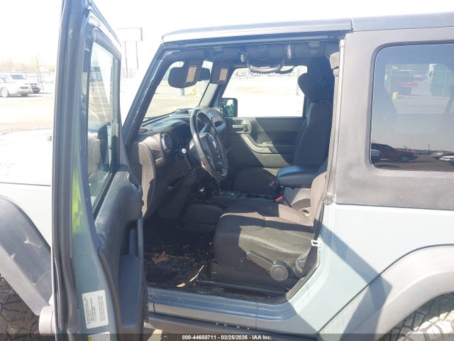 2015 Jeep Wrangler Willys Wheeler მანქანა იყიდება აუქციონზე, vin: 1C4AJWAG0FL702004, აუქციონის ნომერი: 44650711