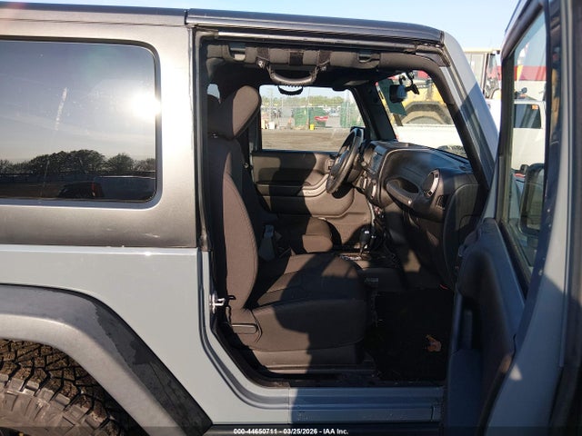 2015 Jeep Wrangler Willys Wheeler მანქანა იყიდება აუქციონზე, vin: 1C4AJWAG0FL702004, აუქციონის ნომერი: 44650711