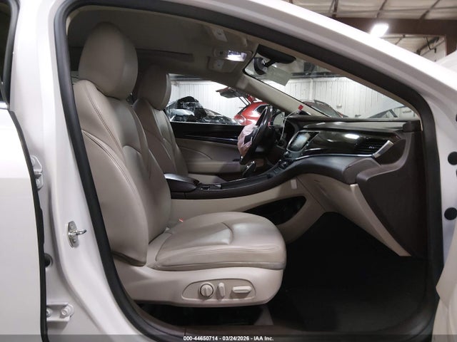 2017 Buick Lacrosse Essence მანქანა იყიდება აუქციონზე, vin: 1G4ZP5SS1HU134787, აუქციონის ნომერი: 44650714