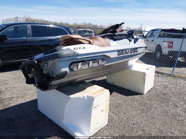 Seadoo Personal Watercraft 2018 YDV08163A818 Image 4