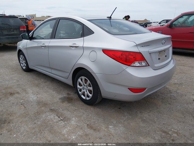 2013 HYUNDAI ACCENT KMHCT4AE1DU370311 Photo 2