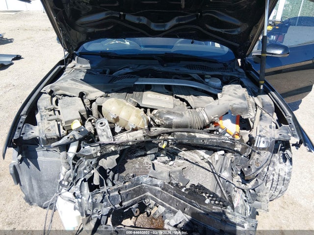 44650802 :رقم المزاد ، 1FA6P8CF7J5107934 vin ، 2018 Ford Mustang Gt Premium مزاد بيع
