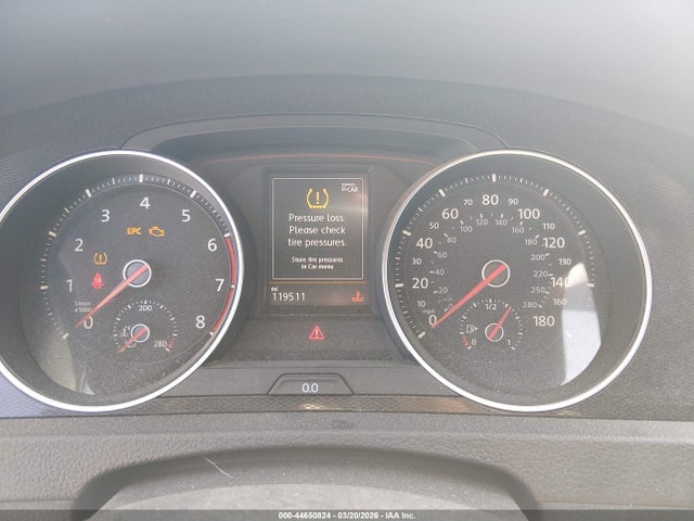 Продажа на аукционе авто 2015 Volkswagen Golf Gti 2.0t Se 2-door, vin: 3VWYT7AU2FM084197, номер лота: 44650824