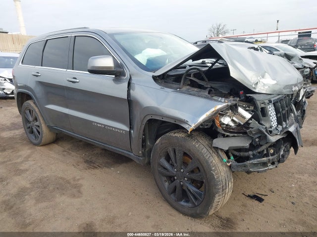 Продажа на аукционе авто 2012 Jeep Grand Cherokee Laredo, vin: 1C4RJFAT8CC353539, номер лота: 44650827