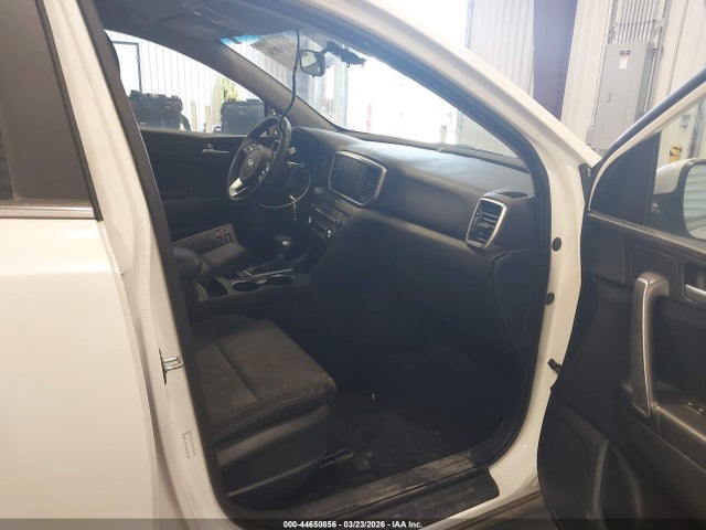 2021 Kia Sportage Lx მანქანა იყიდება აუქციონზე, vin: KNDPM3ACXM7900141, აუქციონის ნომერი: 44650856
