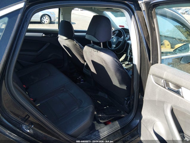 2012 Volkswagen Passat 2.5l Se მანქანა იყიდება აუქციონზე, vin: 1VWBP7A31CC082309, აუქციონის ნომერი: 44650873