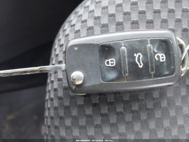 44650895 :رقم المزاد ، 3VW2K7AJ1EM256040 vin ، 2014 Volkswagen Jetta 2.0l S مزاد بيع