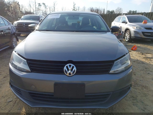 44650895 :رقم المزاد ، 3VW2K7AJ1EM256040 vin ، 2014 Volkswagen Jetta 2.0l S مزاد بيع