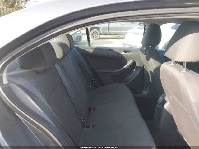 44650895 :رقم المزاد ، 3VW2K7AJ1EM256040 vin ، 2014 Volkswagen Jetta 2.0l S مزاد بيع