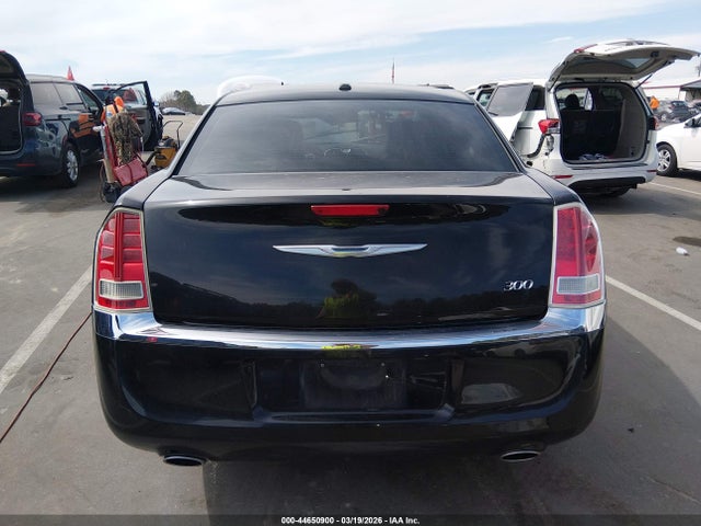 44650900 :رقم المزاد ، 2C3CCAAG6EH288684 vin ، 2014 Chrysler 300 مزاد بيع