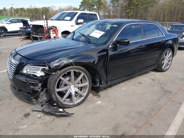 44650900 :رقم المزاد ، 2C3CCAAG6EH288684 vin ، 2014 Chrysler 300 مزاد بيع