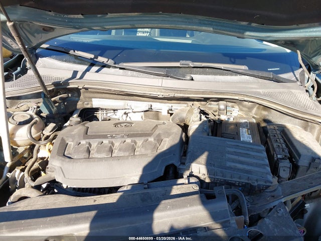 3VV2B7AX6LM030324 Volkswagen Tiguan