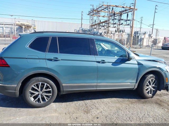 3VV2B7AX6LM030324 Volkswagen Tiguan