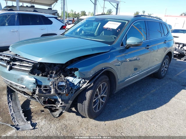 3VV2B7AX6LM030324 Volkswagen Tiguan