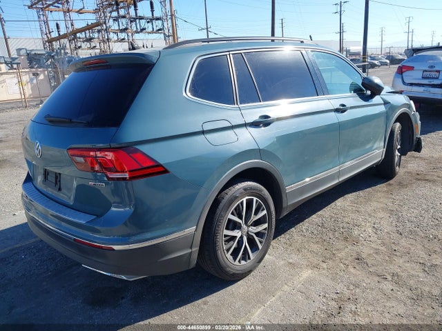 3VV2B7AX6LM030324 Volkswagen Tiguan