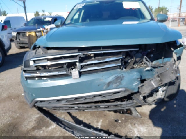 3VV2B7AX6LM030324 Volkswagen Tiguan