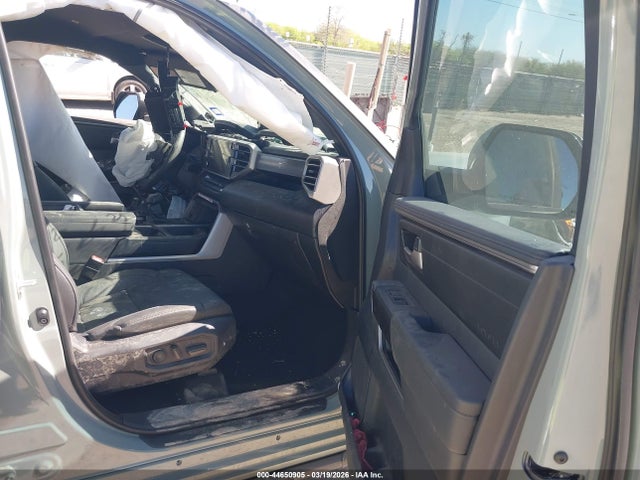 2025 Toyota Tundra Sr5 მანქანა იყიდება აუქციონზე, vin: 5TFLA5DB2SX334673, აუქციონის ნომერი: 44650905