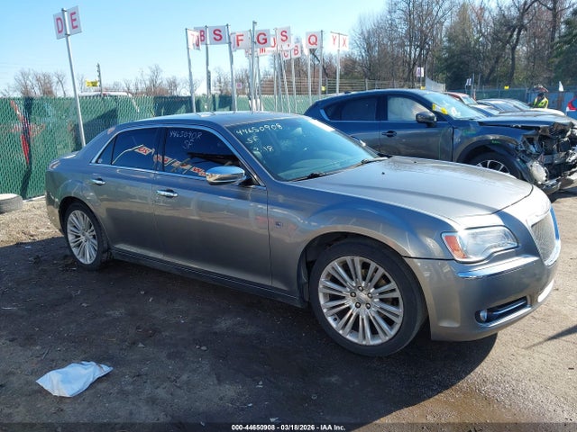 2011 Chrysler 300 Limited მანქანა იყიდება აუქციონზე, vin: 2C3CA5CG1BH579891, აუქციონის ნომერი: 44650908