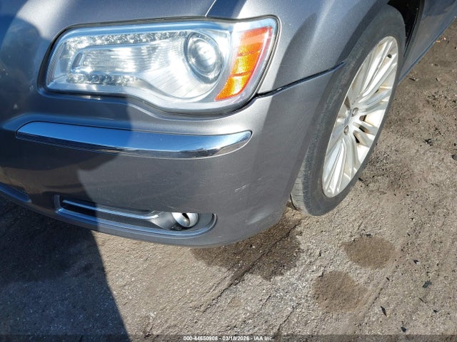 2011 Chrysler 300 Limited მანქანა იყიდება აუქციონზე, vin: 2C3CA5CG1BH579891, აუქციონის ნომერი: 44650908