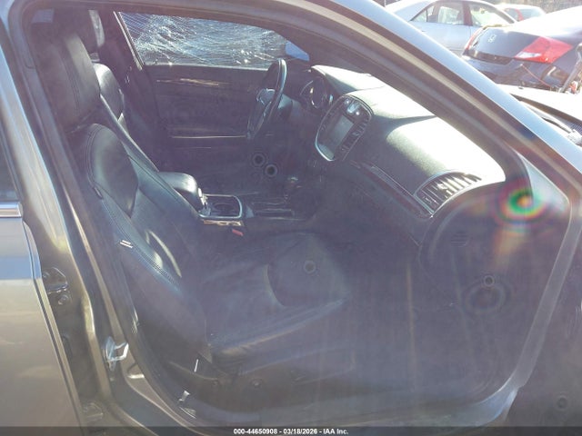 2011 Chrysler 300 Limited მანქანა იყიდება აუქციონზე, vin: 2C3CA5CG1BH579891, აუქციონის ნომერი: 44650908
