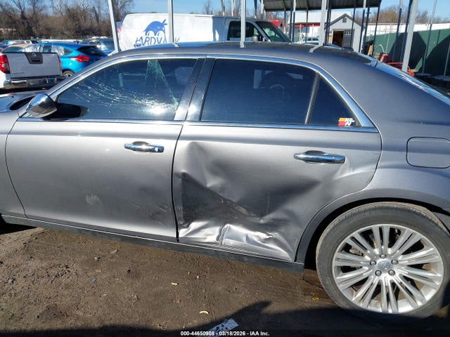 2011 Chrysler 300 Limited მანქანა იყიდება აუქციონზე, vin: 2C3CA5CG1BH579891, აუქციონის ნომერი: 44650908